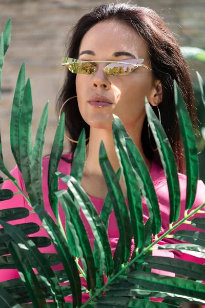 Attractive Woman Dress Sunglasses Posing Leaves — Stock Photo, Image
