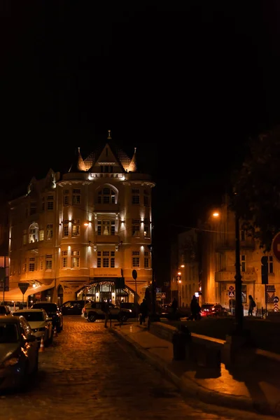 Lviv Ukraine October 2019 Atlas Hotel Letters Building Road Cars – stockfoto