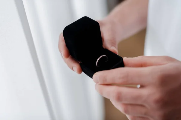 Cropped View Man Holding Box Wedding Ring — Stock Photo, Image