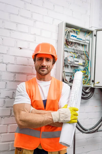 Handsome Electrician Looking Camera While Holding Blueprint Electric Panel — Stock Photo, Image