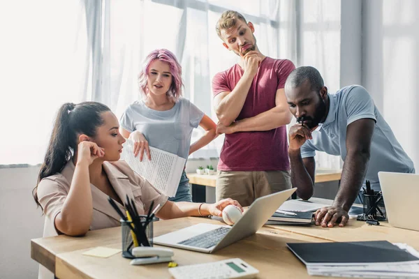 Selective Focus Thoughtful Multiethnic Business People Working Together Office — Stock Photo, Image