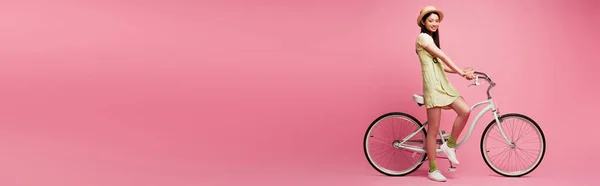 Panoramic Shot Cheerful Asian Young Woman Straw Hat Bicycle Pink — Stock Photo, Image