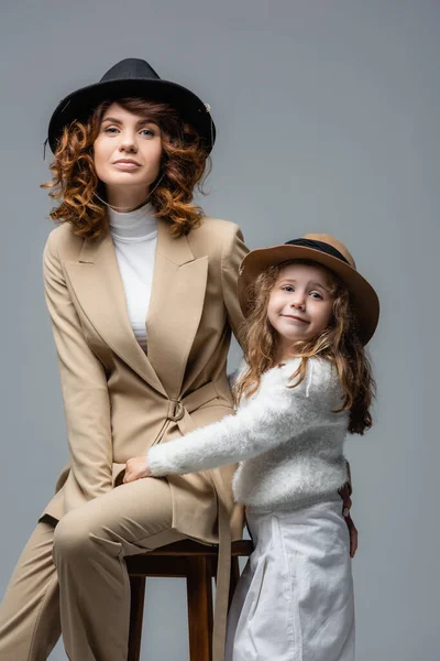 Elegant Mother Daughter White Beige Outfits Posing Chair Isolated Grey — Stock Photo, Image