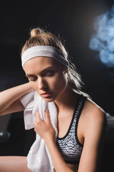 Selective Focus Young Sportswoman Holding Towel Gym Smoke — Stock Photo, Image