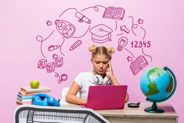 Küre, kitap, retro telefon, illüstrasyon ve pembe üzerine kağıt resim kullanan kulaklıklı üzgün çocuk. 