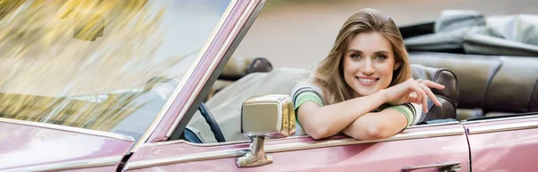 Cheerful Young Woman Smiling Camera While Sitting Convertible Car Banner — Stock Photo, Image