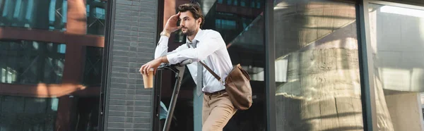 Long Exposure Pensive Businessman Scooter Holding Paper Cup People Street — Stock Photo, Image