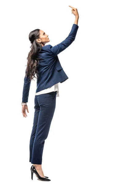 Сердита бізнес-леді в костюмі, що показує середній палець ізольовано на білому — стокове фото