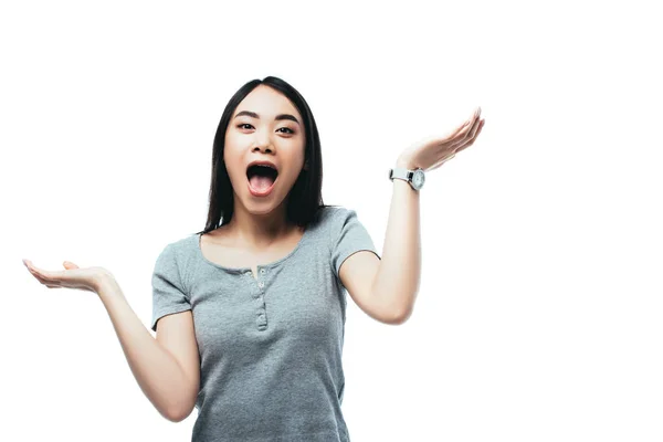 Animado ásia menina gesturing com aberto boca isolado no branco — Fotografia de Stock