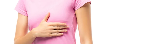 Encabezado del sitio web de la mujer en camiseta rosa tocando pecho aislado en blanco, concepto de cáncer de mama — Stock Photo