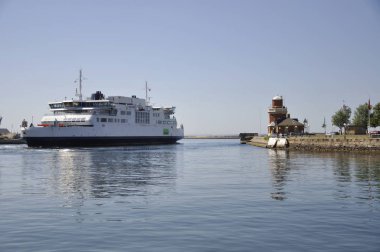 Helsingborg girerek liman ferry