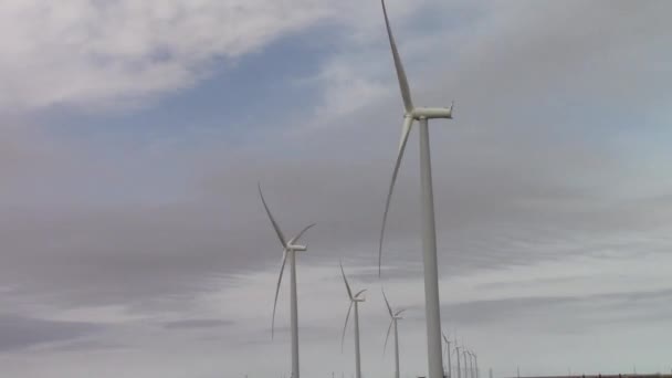 Vídeo Nubes Energía Eólica — Vídeo de stock