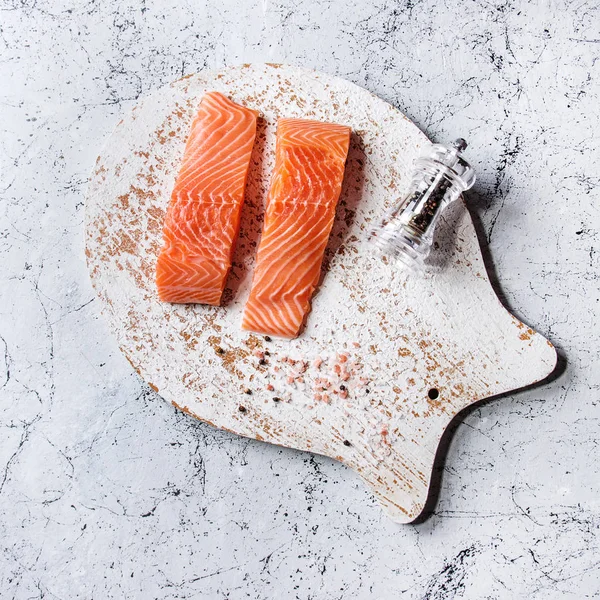 Sliced Raw Uncooked Salmon Fillet Wooden Chopping Board Fish Shape — Stock Photo, Image