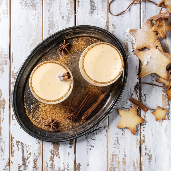 Eggnog Christmas Milk Cocktail Cinnamon Served Two Glasses Vintage Tray — Stock Photo, Image