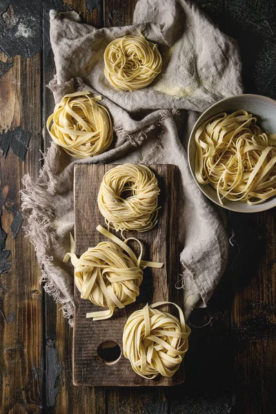 Variety Italian Homemade Raw Uncooked Pasta Spaghetti Tagliatelle Semolina Flour — Stock Photo, Image