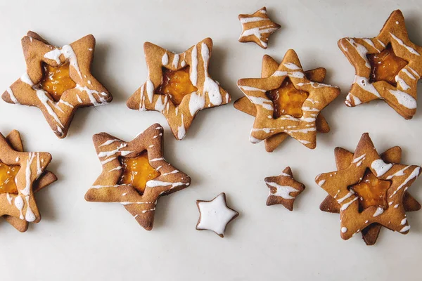 Galletas Caseras Caramelo Azúcar Forma Estrella Navidad Con Glaseado Mermelada —  Fotos de Stock