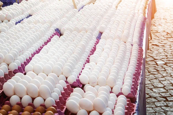 Turkish Farmer Market Fresh Organic White Chicken Eggs Counter — Stock Photo, Image