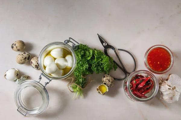 Ingrediente Pentru Ouă Prepeliță Marinate Casă Ouă Fierte Ulei Măsline — Fotografie, imagine de stoc