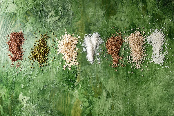 Verscheidenheid Aan Rauwe Ongekookte Korrels Superfood Granen Linnen Zaden Sesam — Stockfoto