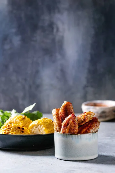 Bbq Spicy Chicken Wings Served Ceramic Bowl Red Sauce Grilled — Stock Photo, Image