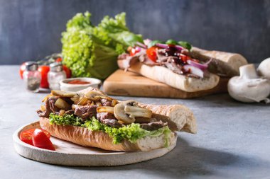 Sığır eti baget sandviç