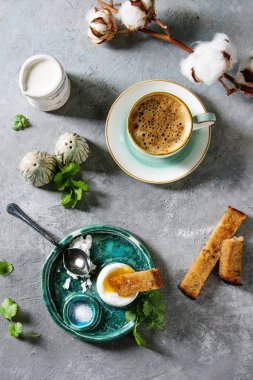 yumuşak haşlanmış yumurta