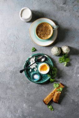 yumuşak haşlanmış yumurta