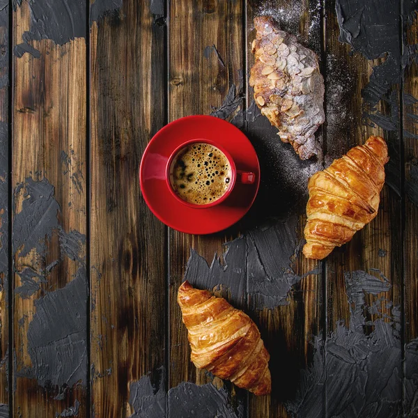 Croissant fresco assado — Fotografia de Stock