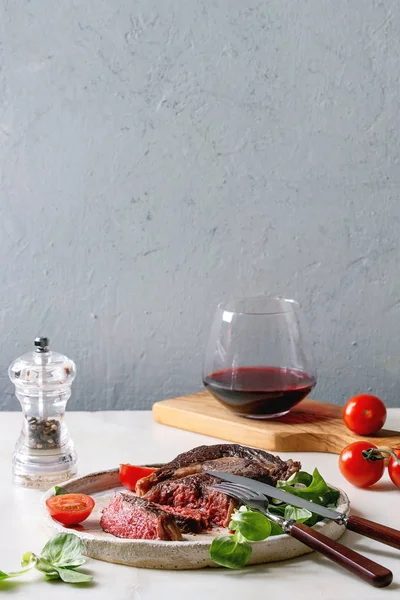 Grilled beef steak — Stock Photo, Image