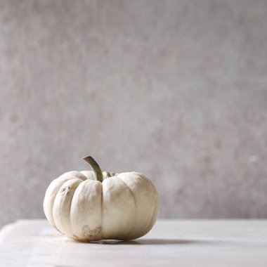 Beyaz dekoratif kabak