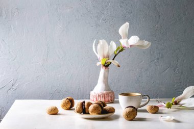 Baci di dama fındıklı bisküvi