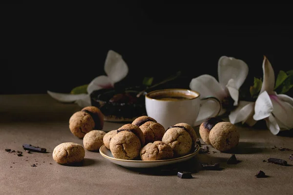 Baci di dama hazelnut biscuits — Stock Photo, Image