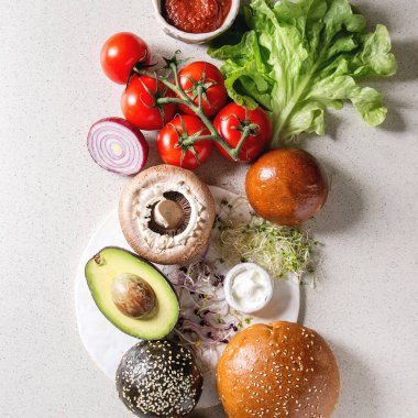 Hamburger için malzemeler