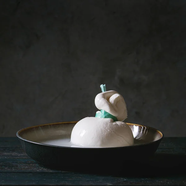 Italská sýrová burrata — Stock fotografie