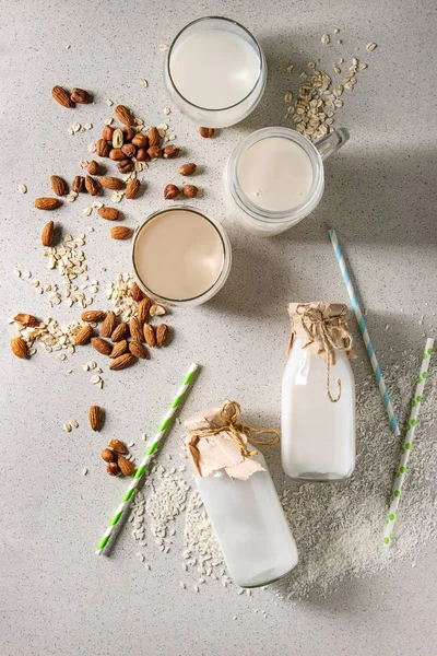 Variety of non-dairy milk — Stock Photo, Image