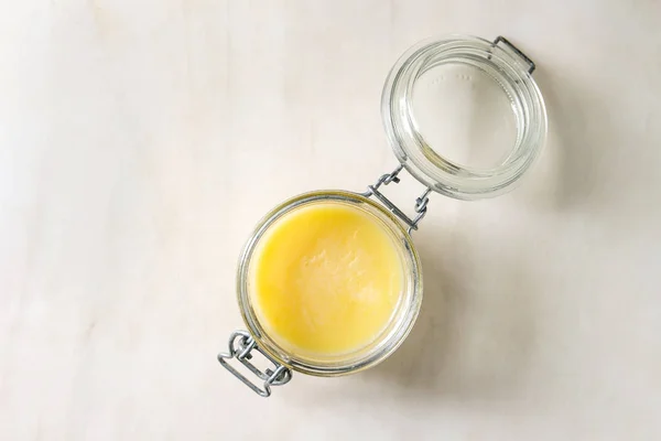 Beurre de ghee fondu — Photo