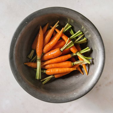 Mutfak otlar ve havuç