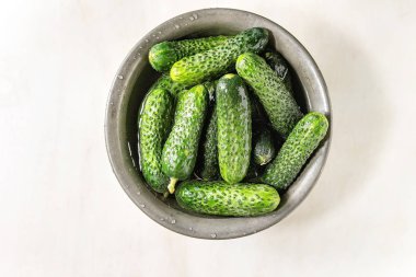 Taze bahçe salatalık