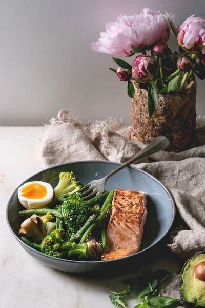 Makan malam diet ketogenik. — Stok Foto