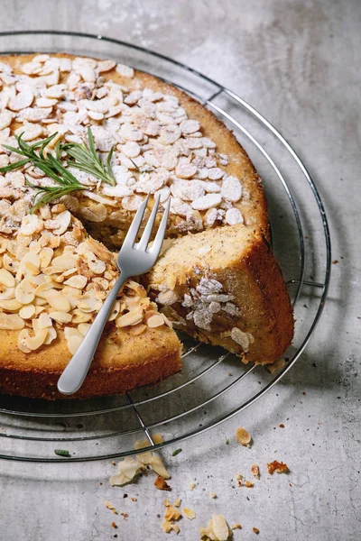 Glutensiz bademli kek