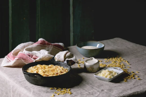 Amerikanisches Gericht Mac und Käse — Stockfoto