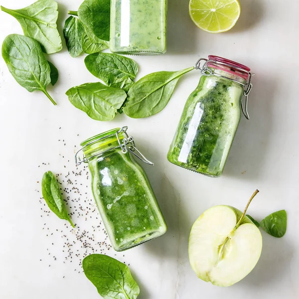 Groene spinazie appel smoothie — Stockfoto
