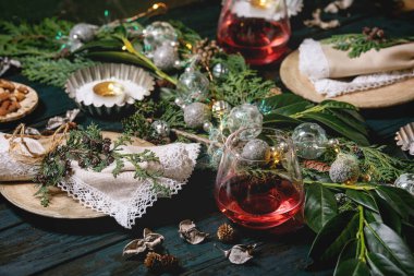 Noel ve yeni yıl tablo