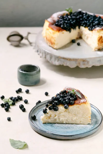 Tarte au fromage à pâte molle aux myrtilles — Photo