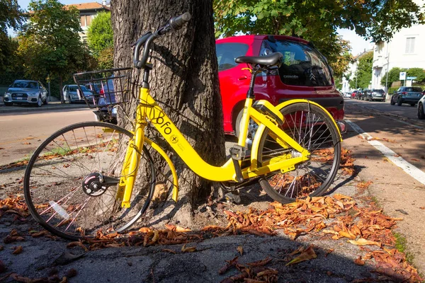 Milan Talya Eylül 2018 Vandalizm Belediye Vatandaşlarının Kullanımda Bir Bisiklet — Stok fotoğraf