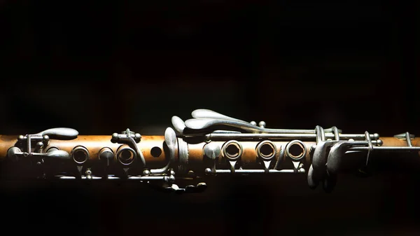 Ancienne Clarinette Détail Sur Fond Noir — Photo