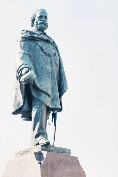 Μπέργκαμο. μνημείο Vittorio Emanuele κοντά σε via Xx Settembre. — Φωτογραφία Αρχείου