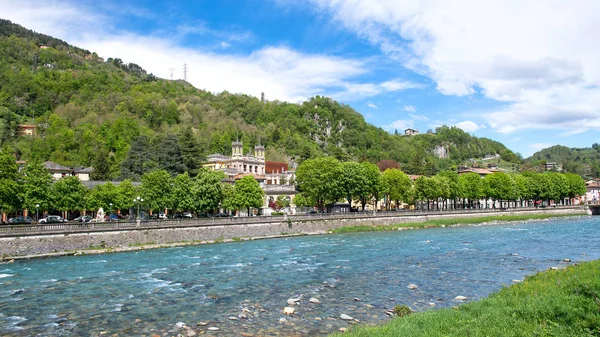 El río Brembo San Pellegrino Terme Italia — Foto de Stock