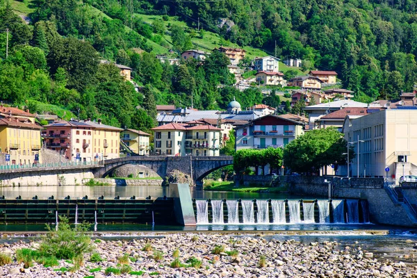 Der Damm Von San Pellegrino Terme Norditalien — Stockfoto