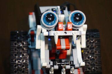 Robotics.Best Hediyelik bebek için.